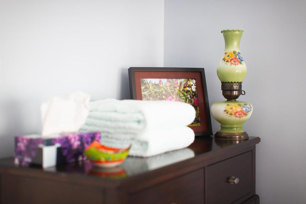 Abbie'S Garden Bed & Breakfast Grand Bank ภายนอก รูปภาพ