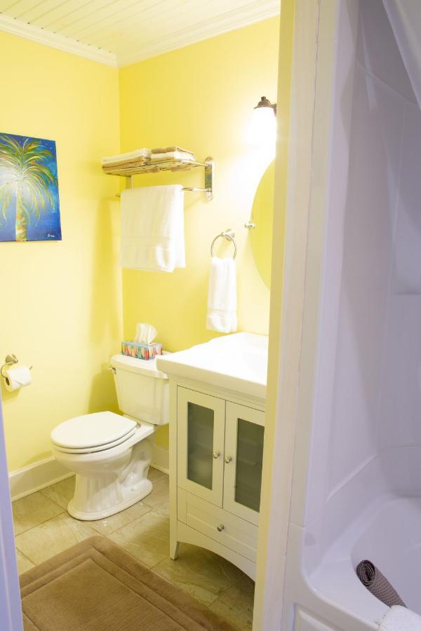 Abbie'S Garden Bed & Breakfast Grand Bank ภายนอก รูปภาพ