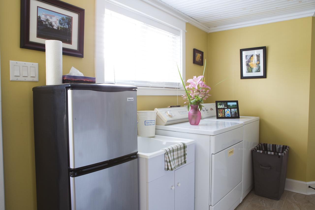 Abbie'S Garden Bed & Breakfast Grand Bank ภายนอก รูปภาพ